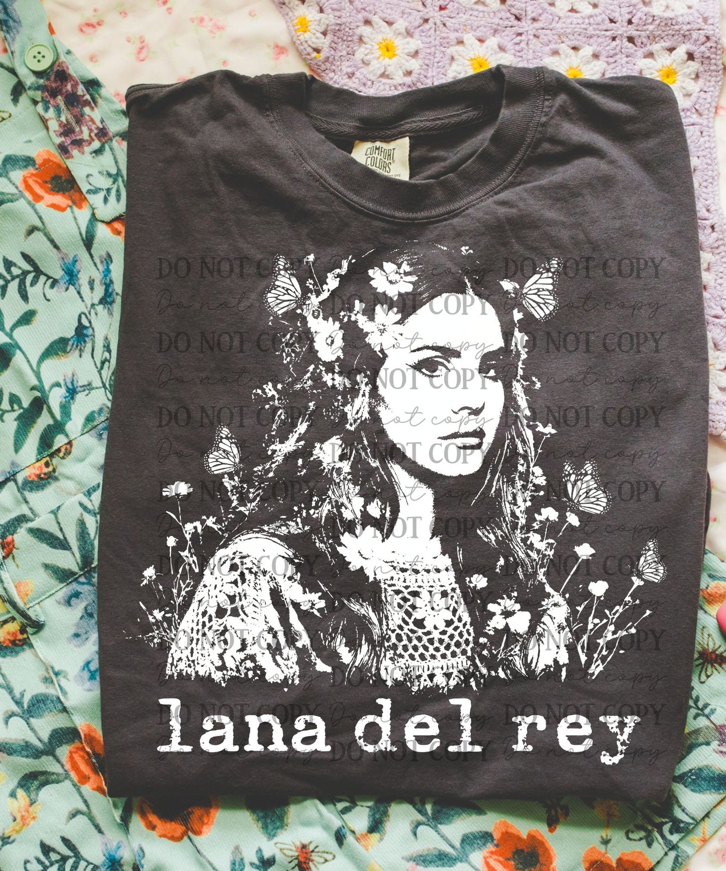 Lana for dark shirts color and white option