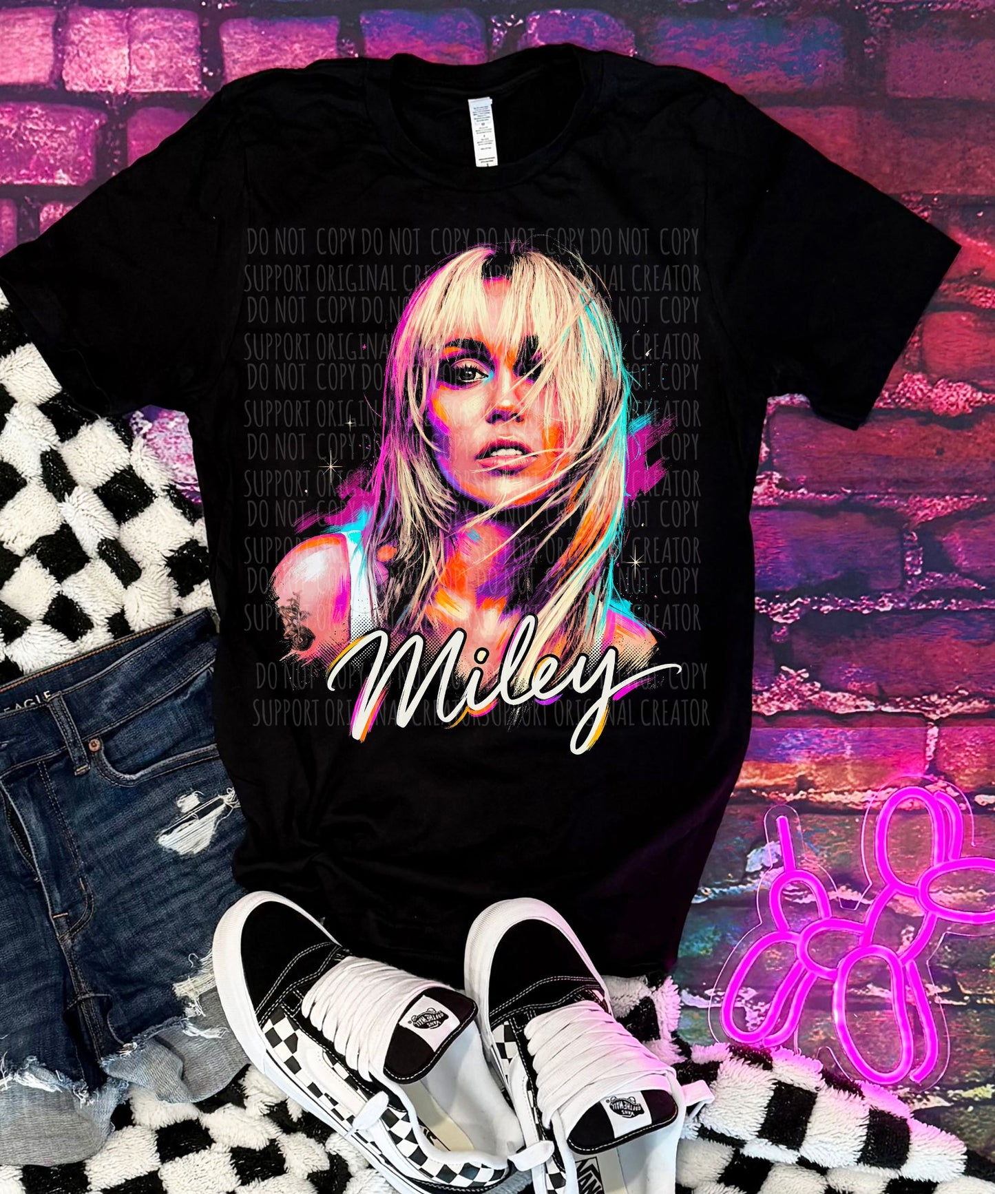 Dark tees only! Halftone-MC