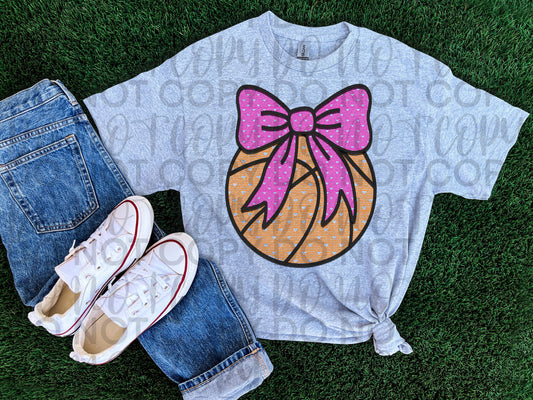 Lace heart basketball w/ pink bow