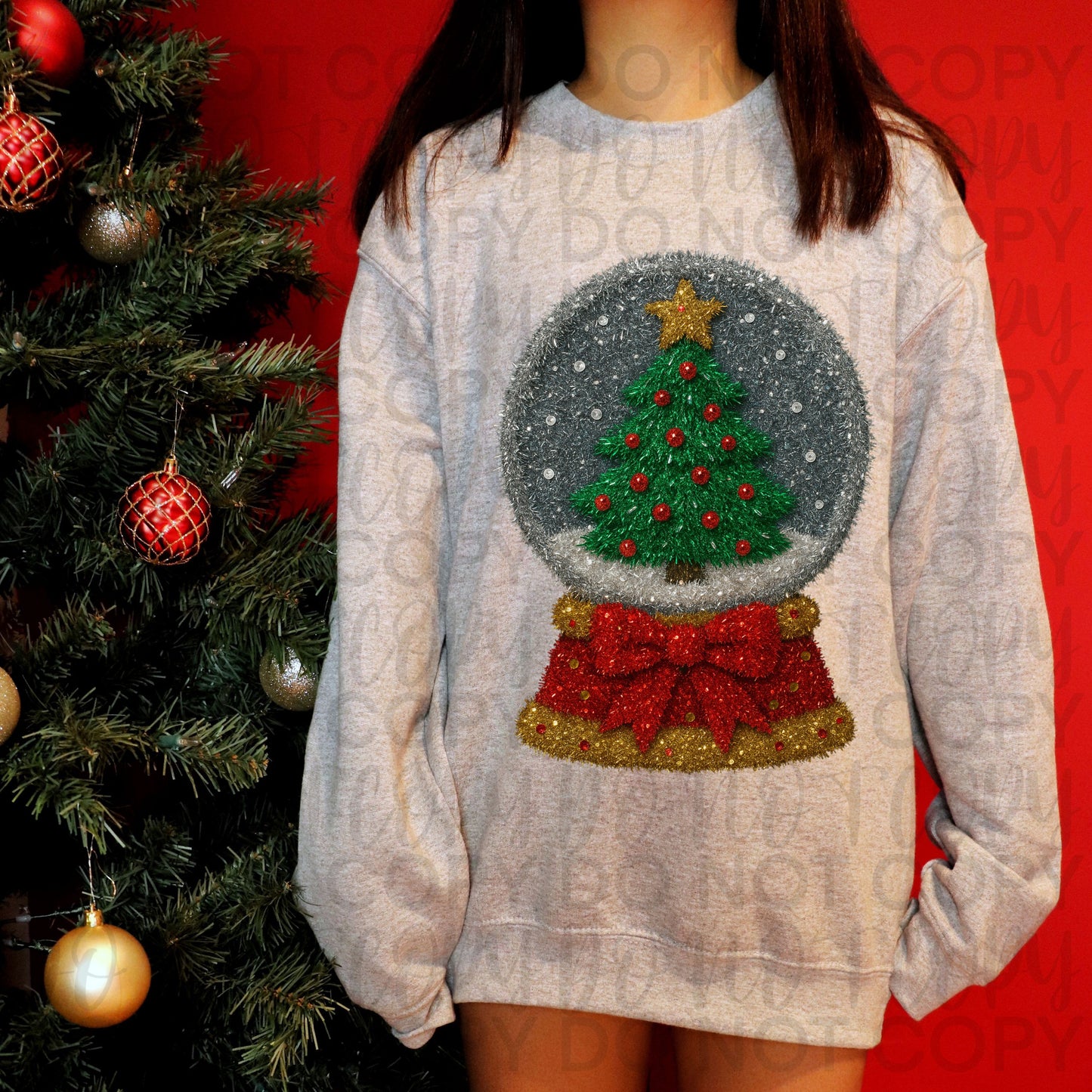 Tinsel Tree Snowglobe